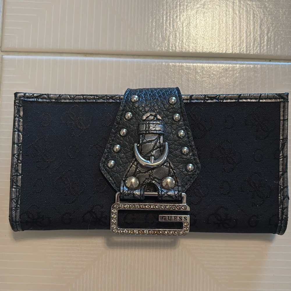 Guess Wallet